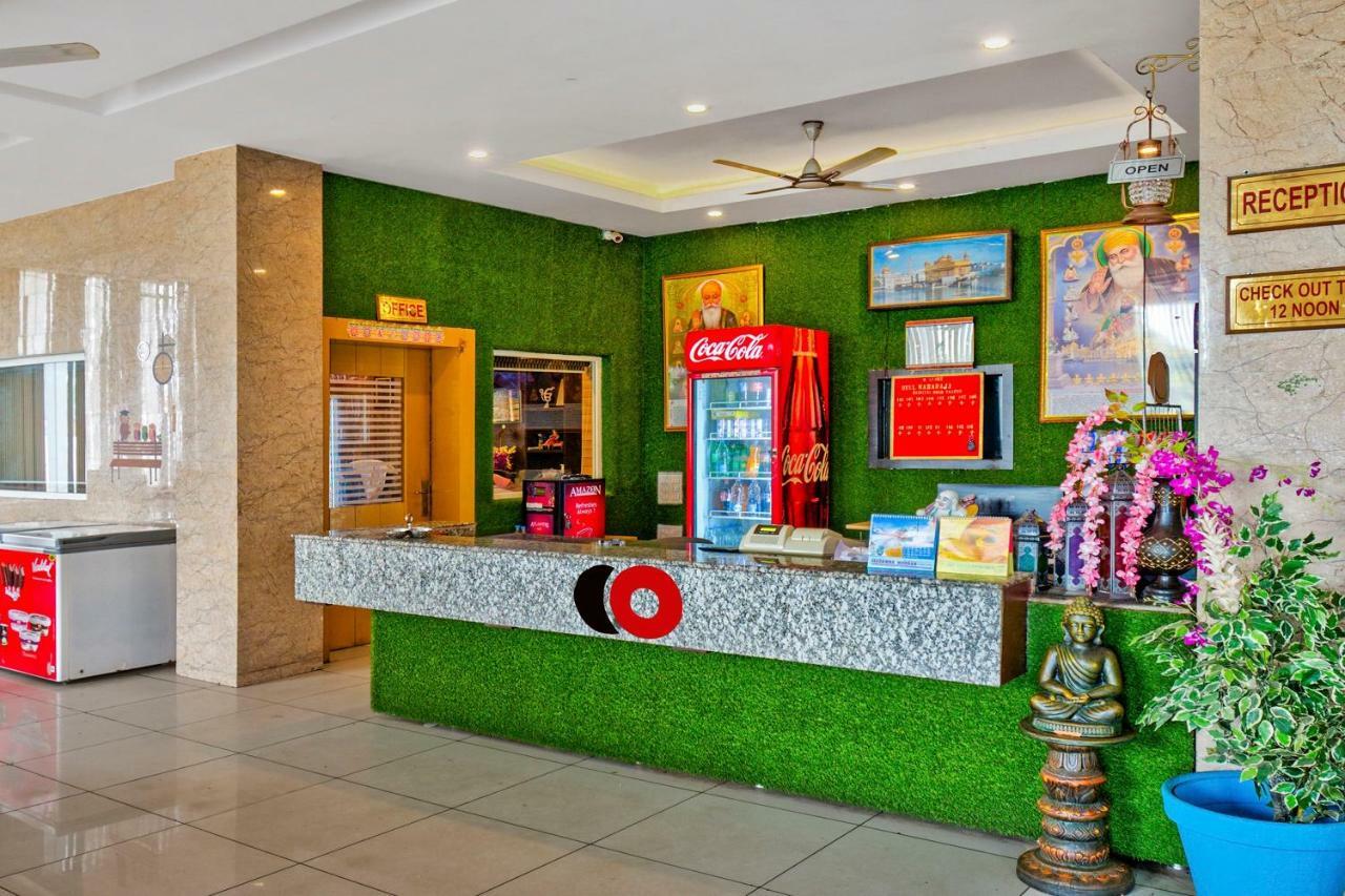 Capital O 40833 Maharaja Hotel & Restaurant Kashipur Buitenkant foto