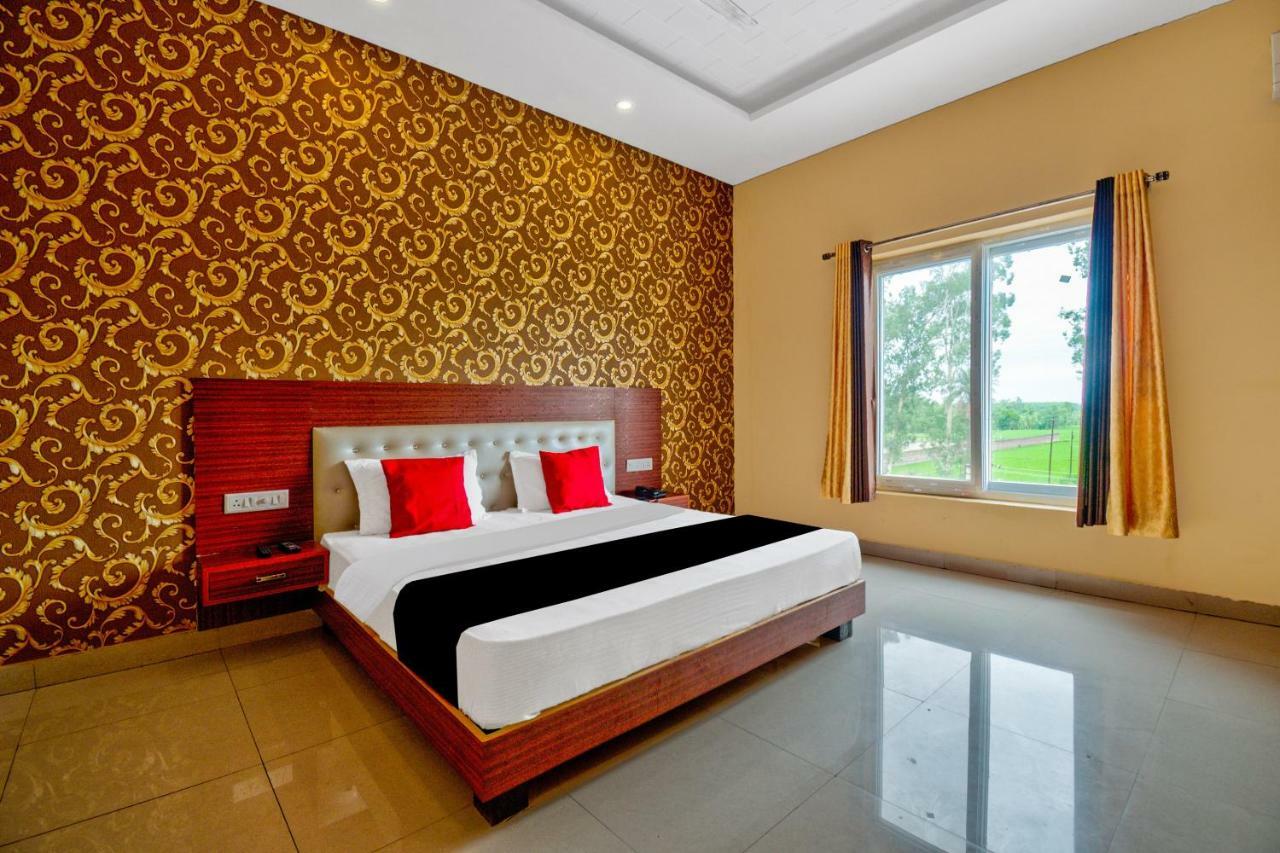 Capital O 40833 Maharaja Hotel & Restaurant Kashipur Buitenkant foto