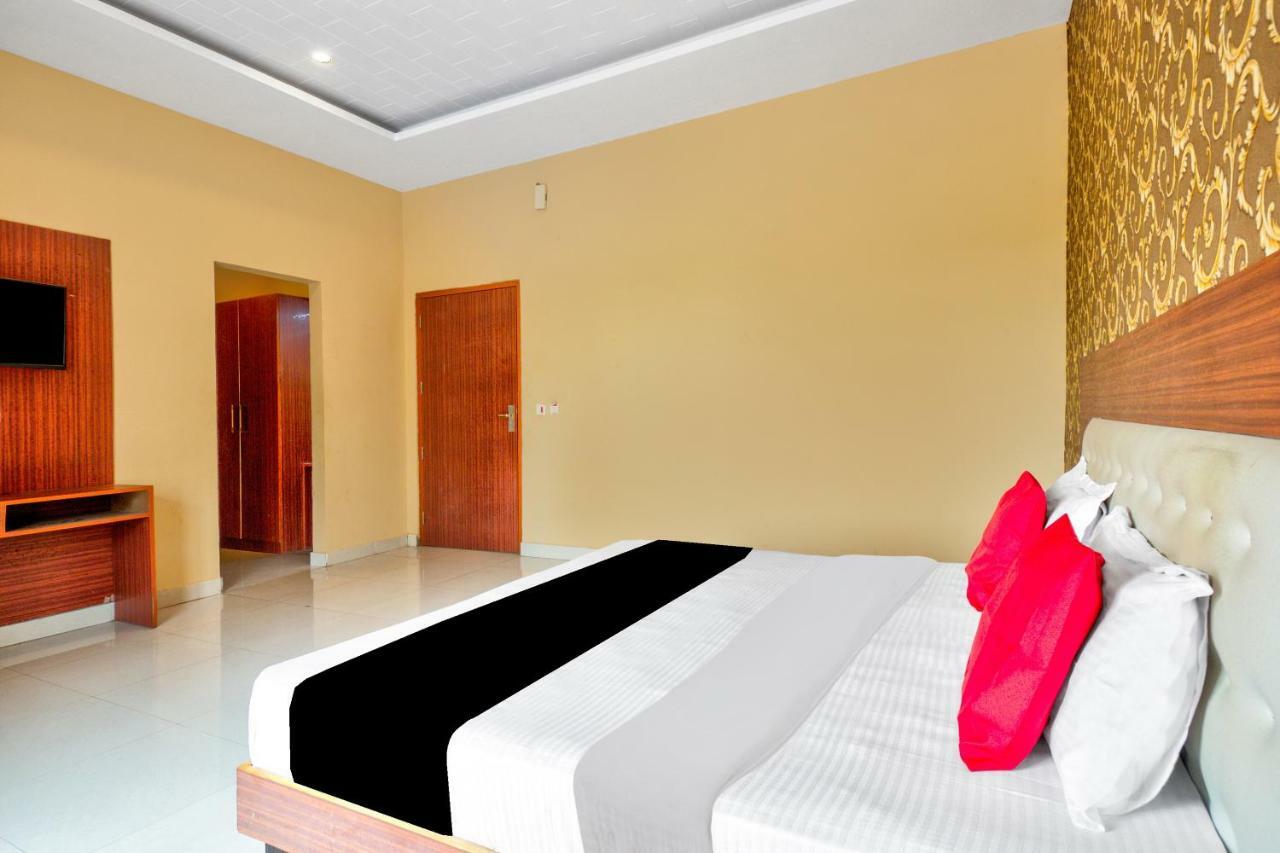 Capital O 40833 Maharaja Hotel & Restaurant Kashipur Buitenkant foto